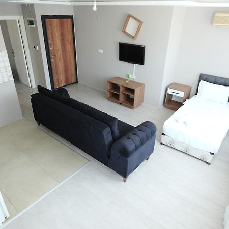 Nearme Apart Aparthotel Antalya Bagian luar foto