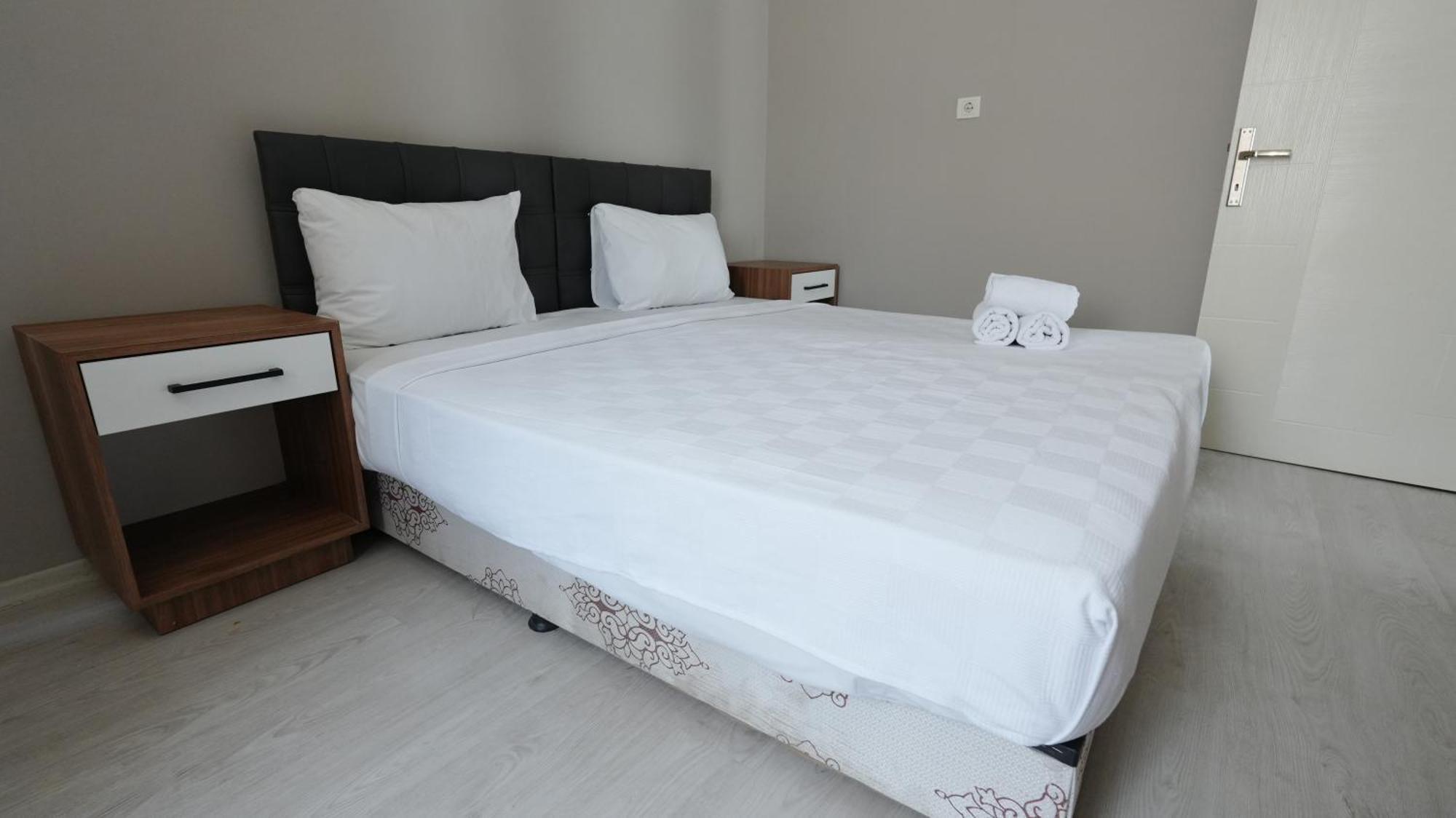 Nearme Apart Aparthotel Antalya Bagian luar foto